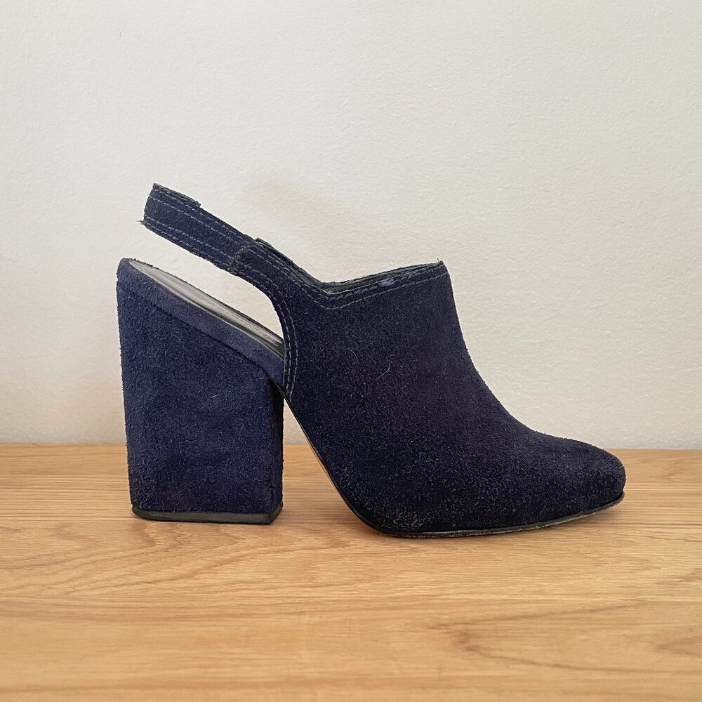 Rachel Comey Kai Navy Suede Slingback Mules / Size 5
